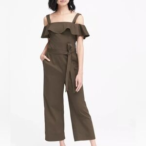 NWT! Banana Republic Twill Off the Shoulder Cropped Jumpsuit Olive Green Size 0P
